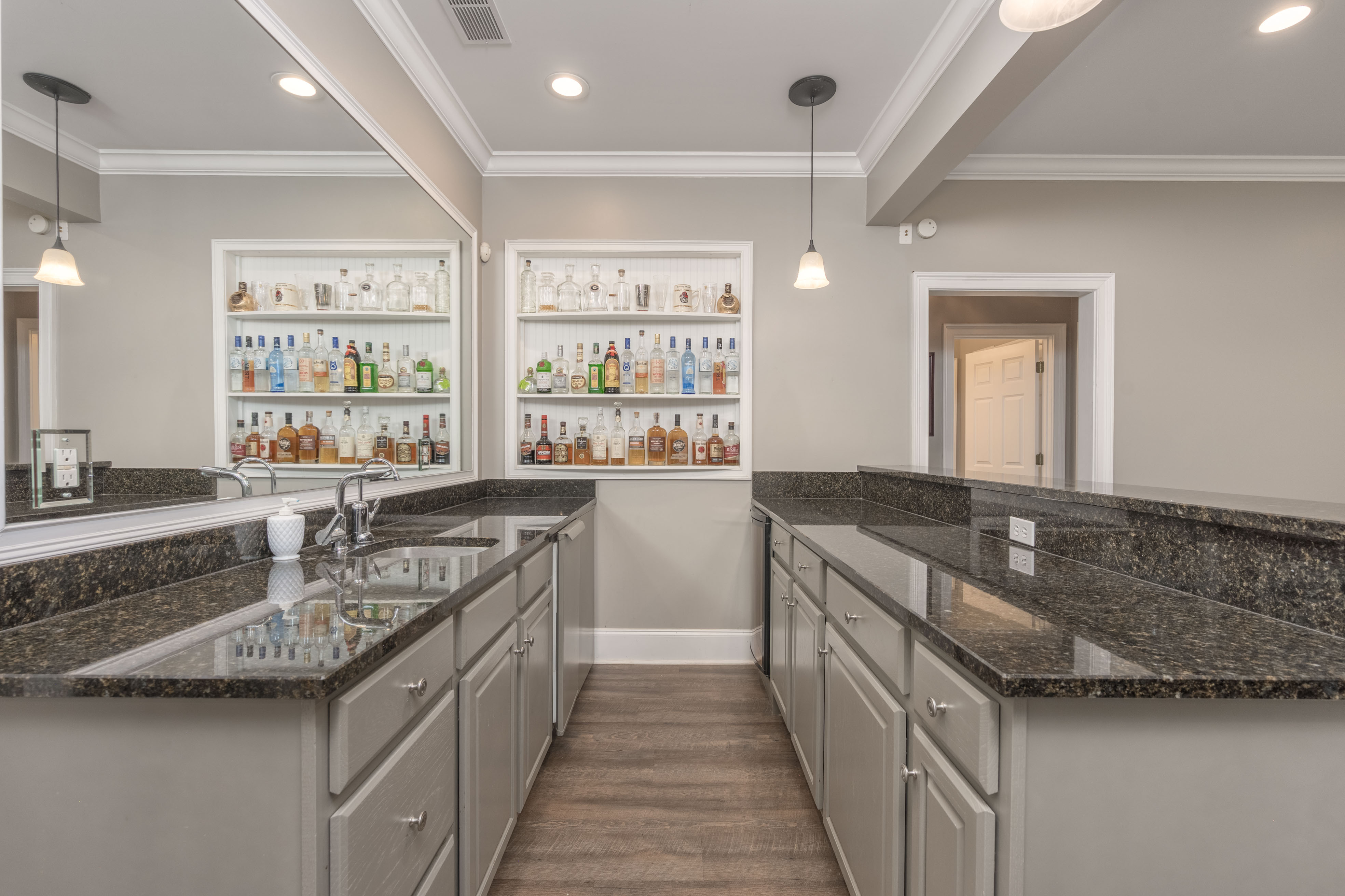 1011 Penfield Way image 38